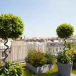 فندق Boutet Bastille - Mgallery Collection 5*